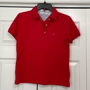 EUC TOMMY HILFIGER Casual Polo Women’s size petite S Red 3 Button top